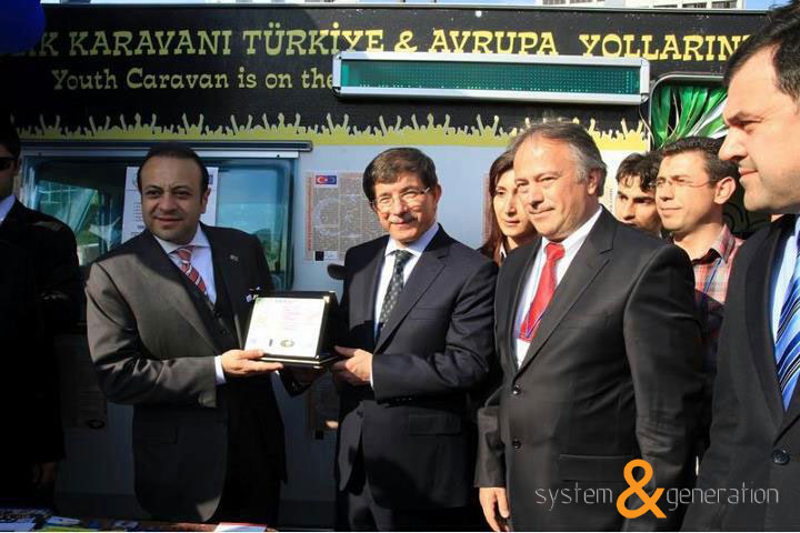 394149_4364212177805_331867197_n