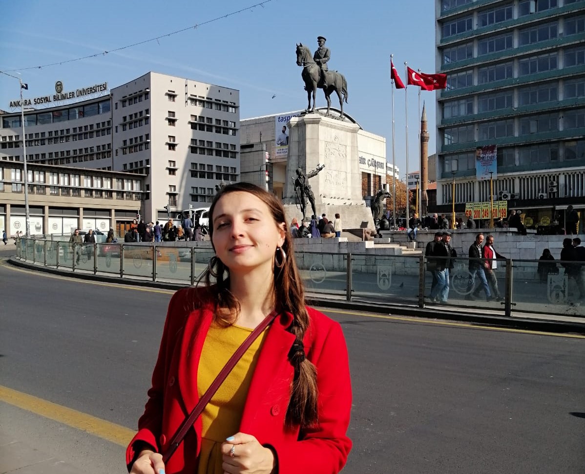 Meet with Claudia, our new beloved volunteer from Italy!