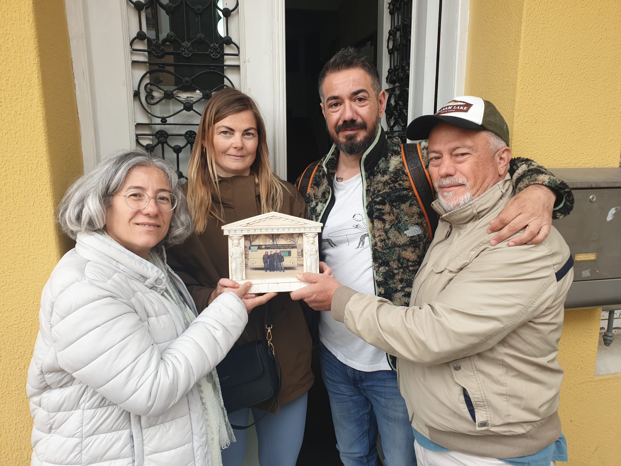 Diana and Argyris were the first long term volunteers of S&G in the year 2009.